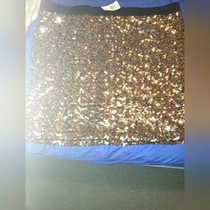 Torrid size 4 sequin skirt